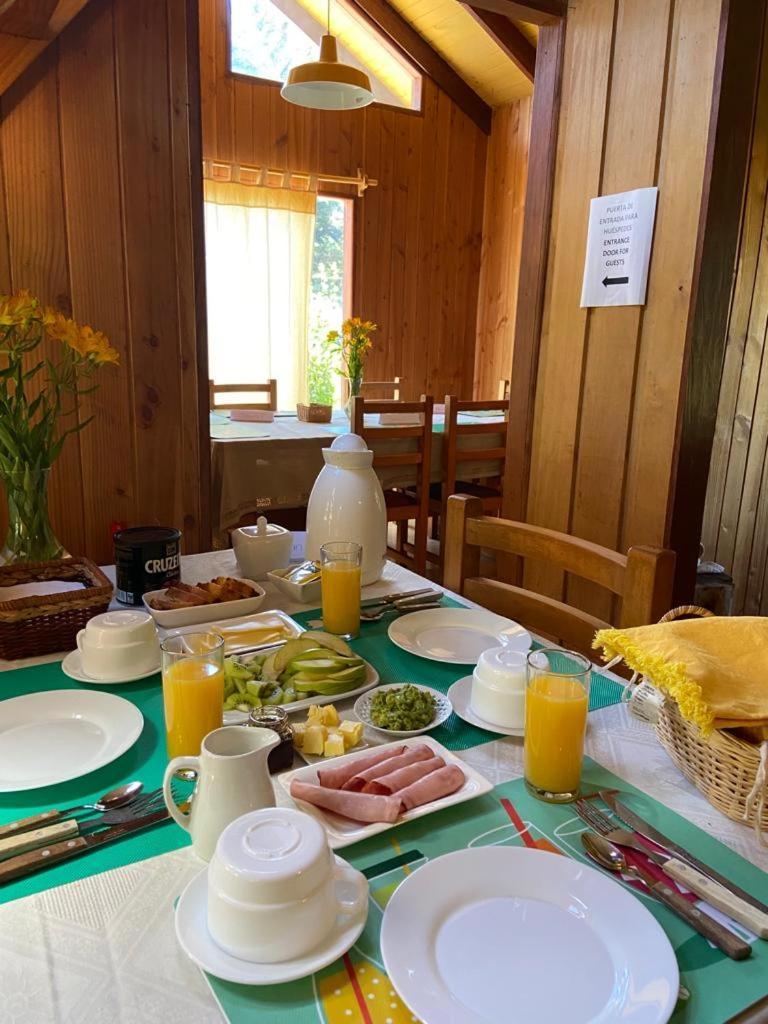 Hostal Quillelhue Pucón Zewnętrze zdjęcie